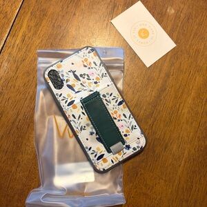 Floral Walli Case